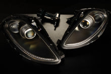 Load image into Gallery viewer, Ferrari F430 DryCarbo Fiber replacement Headlights( 05-10)