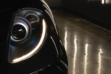 Load image into Gallery viewer, Ferrari F430 DryCarbo Fiber replacement Headlights( 05-10)